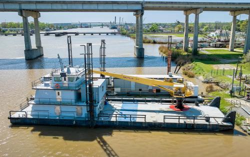 Shallow-draft-Barge-SWE-800x500-1